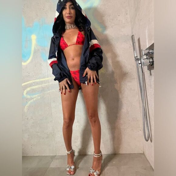 Moncler Windbreaker - Size Medium  - Moncler Hooded Jacket  - Summer Jacket - - Picture 3 of 17